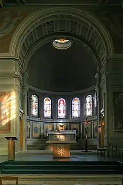 Apse of the choir and the altar