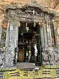Mandapa entrance carvings