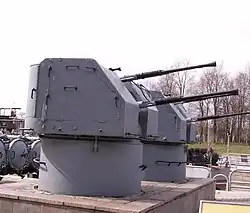 2м-3 универсальное спаренное 25мм орудие