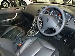 Interior (2010 Peugeot 308 XSE)