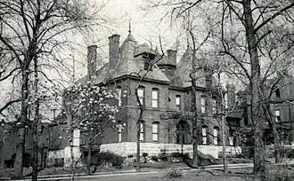 21 Vandeventer Place