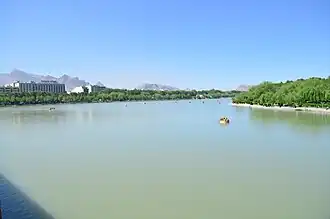 Si-o-se-pol's view of the Zayanderud.