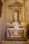 Left side altar inside the Église du Saint-Esprit in Aix-en-Provence