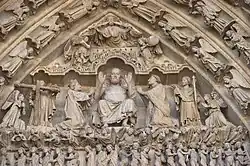 Notre-Dame d'Amiens, tympanum detail – "Christ in majesty" (13th century)