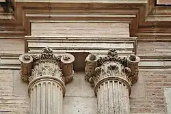 Ionic capitals at the Hôtel d'Assézat.