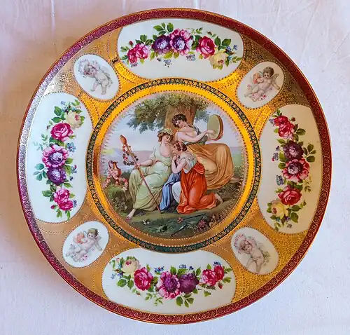 Plate with decal. Erdmann Schlegelmilch