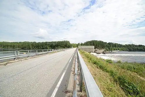 The dam before the breach