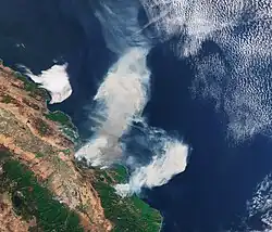 Satellite image of smoke from California wildfires