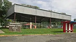 Basketball court and park in Santiago y Lima