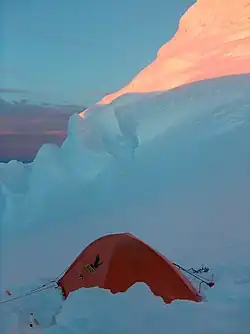 The Tangra 2004/05 Bivouac at Catalunyan Saddle