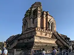 From 1468 to 1552 it was housed at Wat Chedi Luang, Chiang Mai