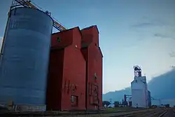 Grain elevators in Conquest