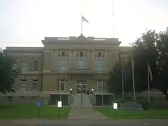 Allen Parish Courthouse in Oberlin (near sunset)