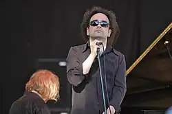 Veljanov performing with Ernst Horn (background) in 2007.