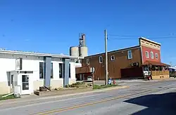 Street scene in Donahue