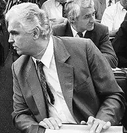 Dragutin Zelenović talking with Borisav Jović in the National Assembly of Serbia