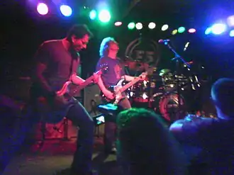 F5 performing in 2006. L-R: John Davis & David Ellefson.