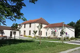 The town hall in Saint-Aunix-Lengros