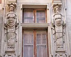 Hôtel du Vieux-Raisin.