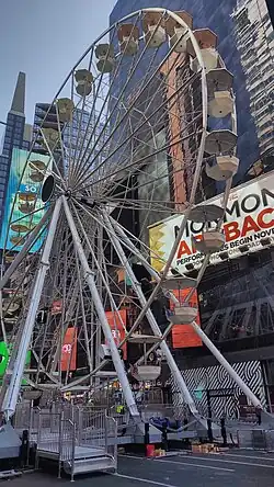 Ferris wheel under construction, August 2021