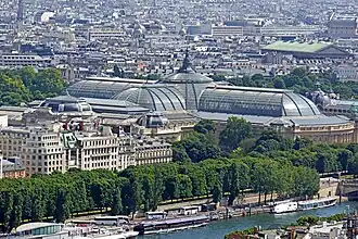 Image of the Grand Palais as seen from the Eiffel Tower