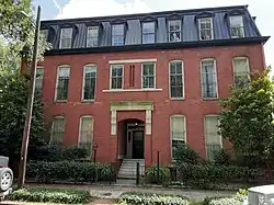 George Walker House, 117 West Charlton Street