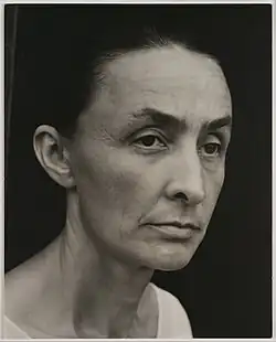 Painter Georgia O'Keeffe (1905–06)