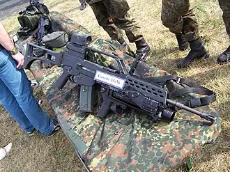 A G36A2 with a Zeiss RSA reflex sight and an AG36 grenade launcher (2008).
