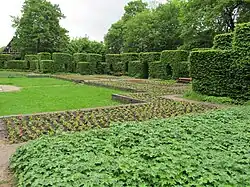 Image 9Hammer Park's Topiary Garden (from List of parks and gardens in Hamburg)