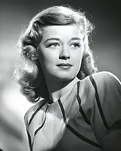 Helen Walker plays Claire Matthews, claiming to be Bonnie Fleagle, who is looking for Bonnie’s loot to clear her innocent father, implicated by Bonnie's father in a bank robbery.