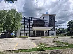 Hinang Hall houses the College of Engineering and Geo Sciences (CEGS).