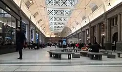 Interior of Retiro station