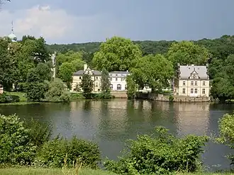 Jagdschloss Glienicke von Babelsberg aus Juli 2014 - panoramio