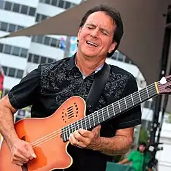 Ken Navarro in concert