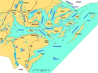 A closeup of the Kragerø archipelago. Vadfoss is on the upper right of this map using the alternate spelling of "Vafoss."