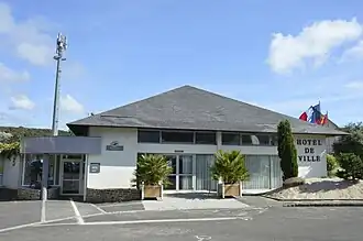 The town hall in Jullouville