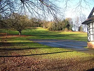 Lowe Hill, Clarence Park - geograph.org.uk - 1076579