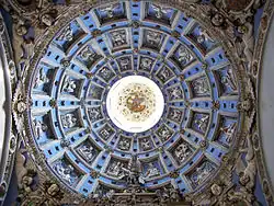 Inside the dome of the chapel Boim bowl with three rows of caissons
