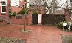 Memorial to the Israelitische Gartenbauschule Ahlem (Israelite horticultural school in Ahlem district)