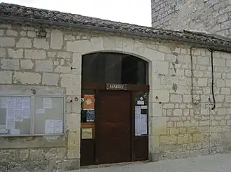 The town hall of Flaugnac
