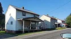 Houses in Mentcle in 2025