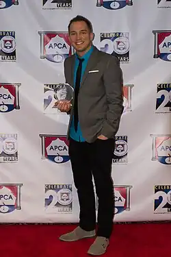 Michael Kent receiving the 2014 APCA Magician of the Year Award