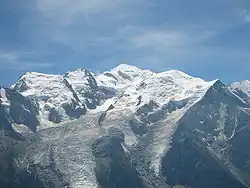 Mont Blanc du Tacul (far left), Mont Maudit (left) and Mont Blanc (centre)