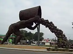 Monument to the orange picker