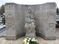 Tomb of Zofja Adamkowa in Grodzisk Wielkopolski (1925)