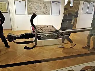 A sword with built-in flint wheellock pistol made in Solingen in 1575