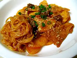 Jjolbokki (tteokbokki with jjolmyeon noodles)