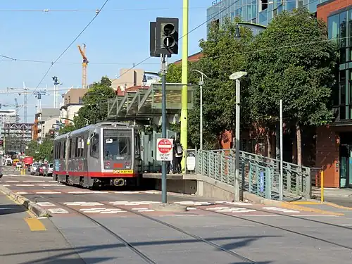 A northbound train at 20th Street station, 2018