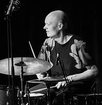 Olavi Louhivuori performing with Linda Fredriksson at Victoria Teater, Oslo 2023 Photo: Tore Sætre