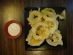 Onion rings with dip sauce (Philippines)